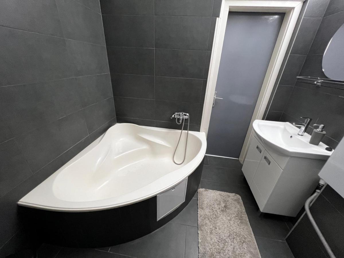 Dave Apartman 2 Segedyn Zewnętrze zdjęcie